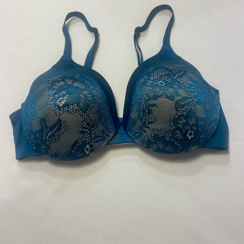 Maidenform Teal Lace Bra